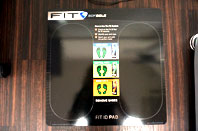 FIT ID PAD 約15秒間で体温を感知して足型を記録